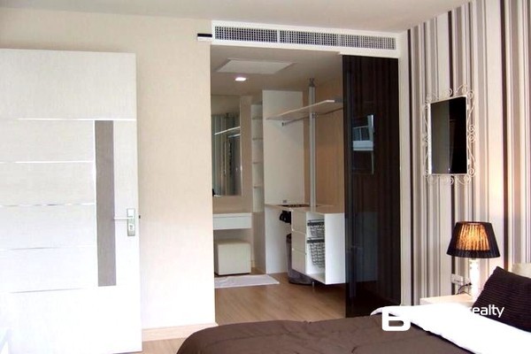 condo for rent Central Pattaya Apus Condominium