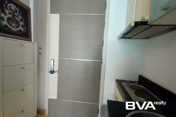 condo for sale Central Pattaya Apus Condominium