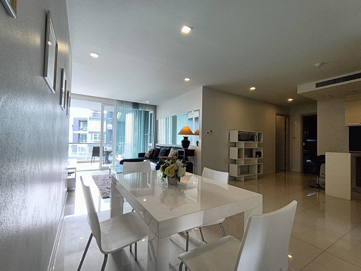 condo for sale Central Pattaya Apus Condominium