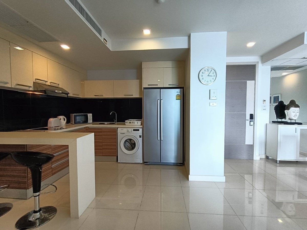 condo for sale Central Pattaya Apus Condominium