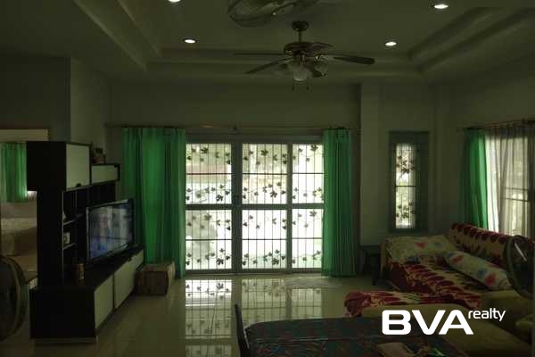 house for rent East Pattaya Baan Chalita 2