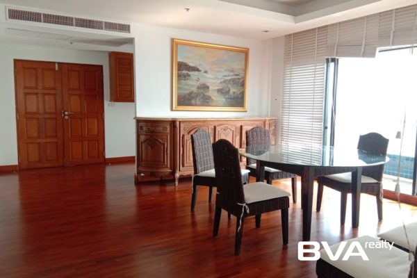 condo for rent Pratumnak Baan Haad U Thong