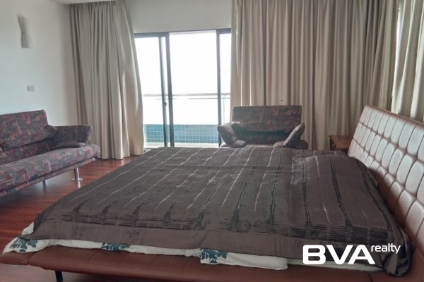 condo for rent Pratumnak Baan Haad U Thong