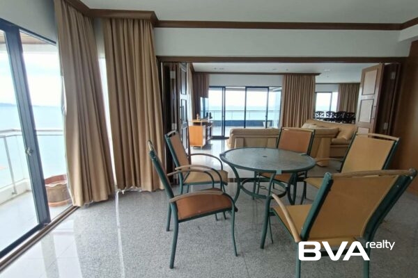 condo for sale Pratumnak Baan Haad U Thong