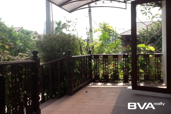 house for rent East Pattaya Blue Star Village