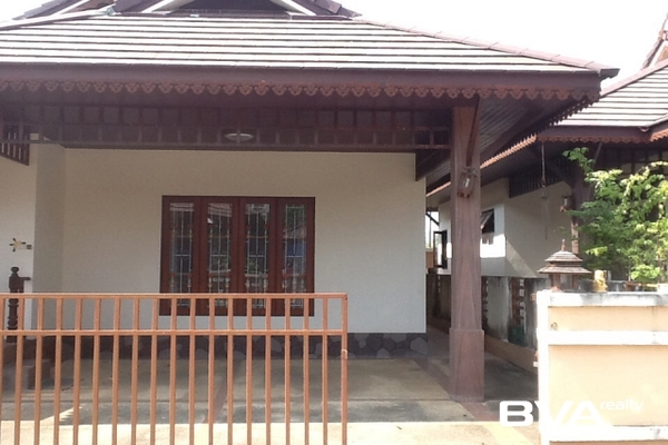 house for rent East Pattaya Blue Star Village