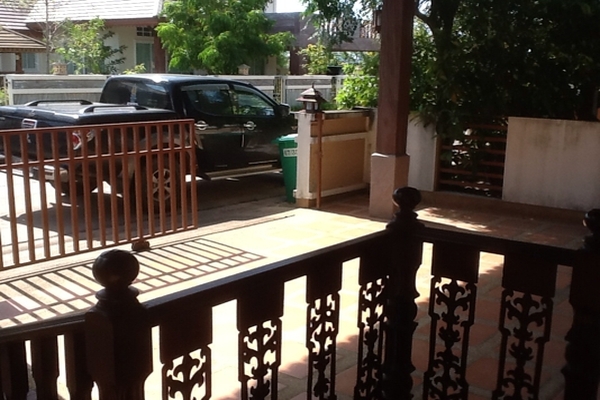 house for rent East Pattaya Blue Star Village