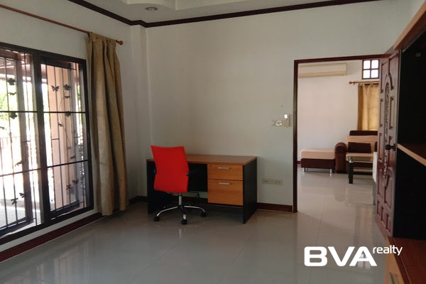 house for rent East Pattaya Blue Star Village