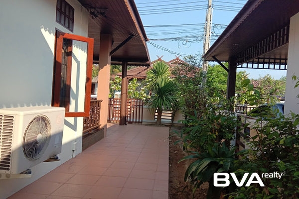 house for rent East Pattaya Blue Star Village