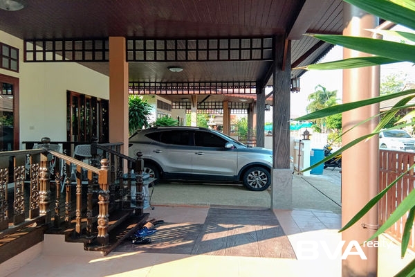 house for rent East Pattaya Blue Star Village