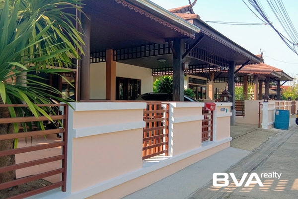 house for rent East Pattaya Blue Star Village