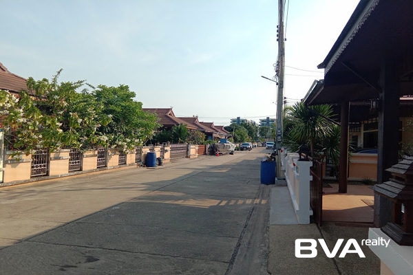 house for rent East Pattaya Blue Star Village