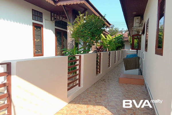 house for rent East Pattaya Blue Star Village