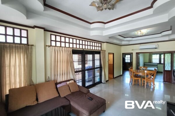 house for rent East Pattaya Blue Star Village