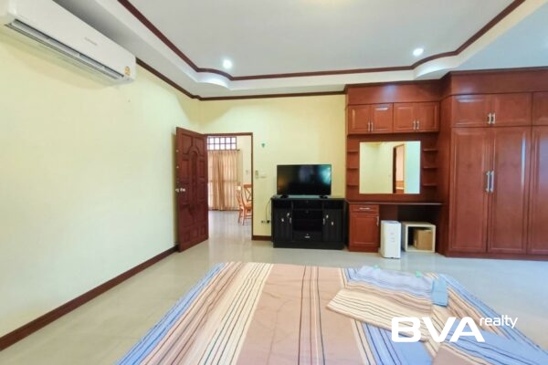 house for rent East Pattaya Blue Star Village