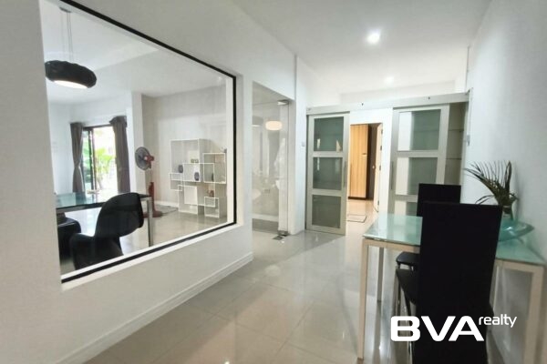 house for rent East Pattaya Boss Village