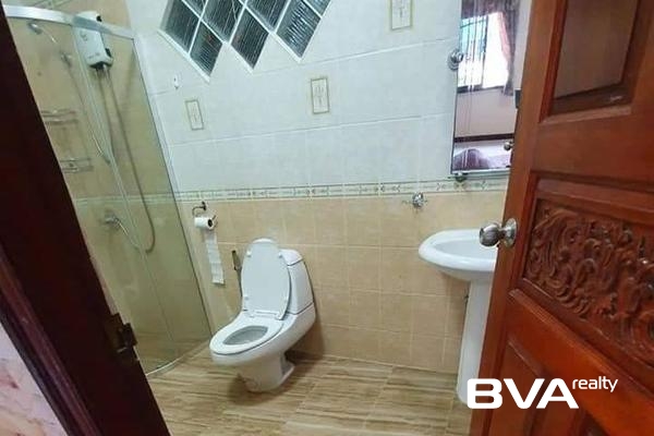 house for rent East Pattaya Chat Kaew 9 Village