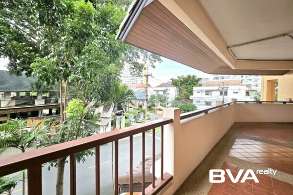 condo for sale Jomtien Chateau Dale Thabali