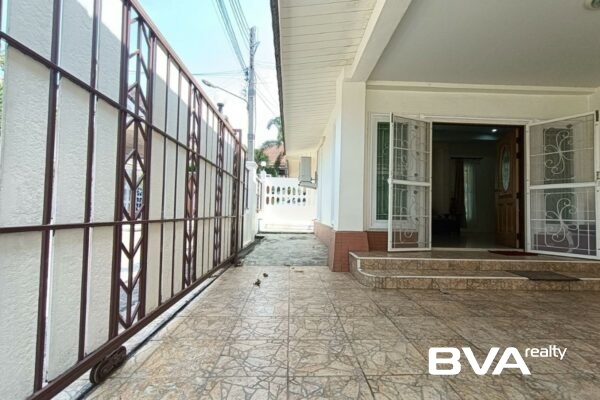 house for rent East Pattaya Chokchai Garden Home 3