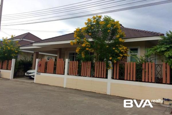 house for rent East Pattaya Chokchai Village 10