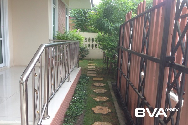 house for rent East Pattaya Chokchai Village 10