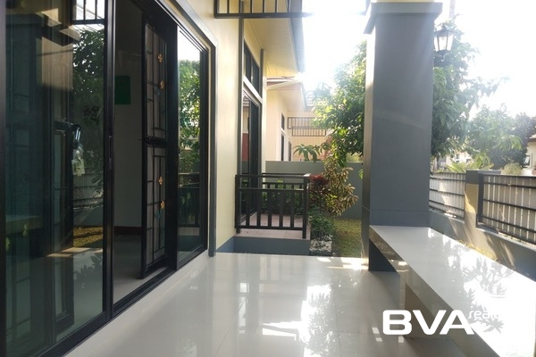 house for sale East Pattaya Classic Garden Home