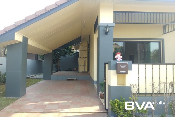 house for sale East Pattaya Classic Garden Home