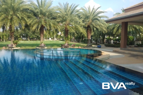 house for sale East Pattaya Classic Garden Home