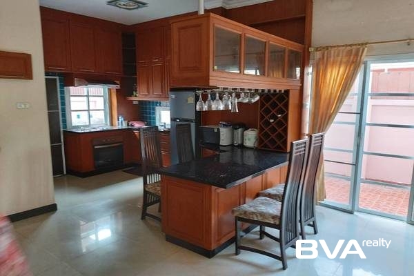 house for sale East Pattaya Classic Villa