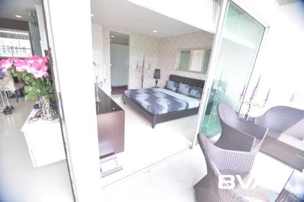 condo for sale North Pattaya Club Royal