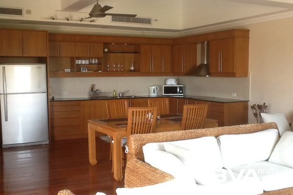 condo for sale Pratumnak Executive Residence