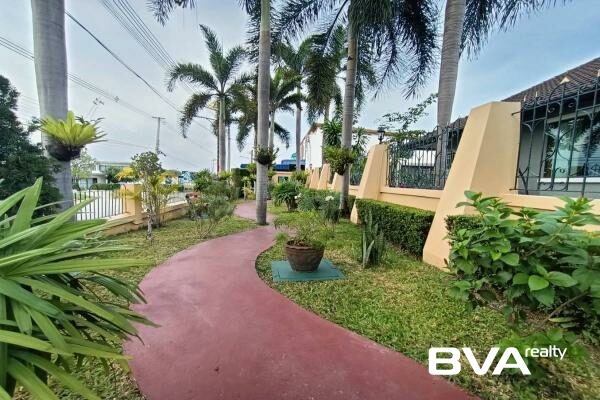 house for rent East Pattaya Hillside Village