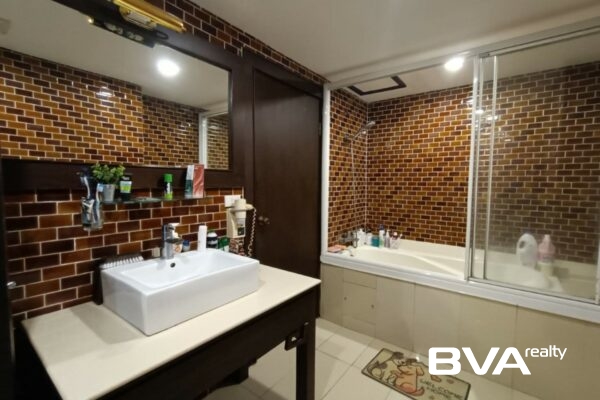 condo for sale Pratumnak Nirvana Place