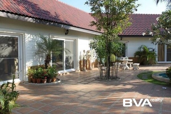 house for rent East Pattaya Nirvana Pool Villa