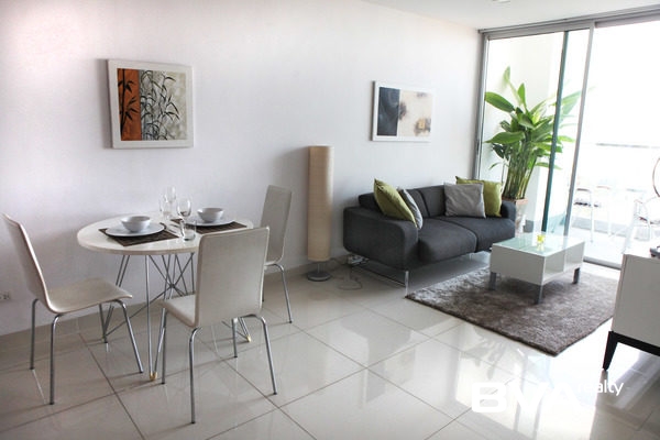 condo for rent Pratumnak Park Royal 3