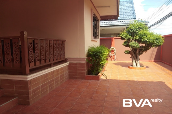 house for rent East Pattaya Royal Park Hill