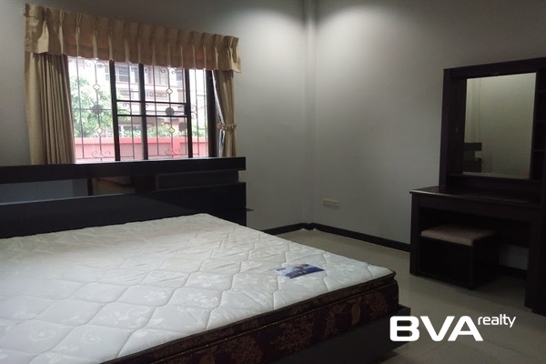 house for rent East Pattaya Royal Park Hill