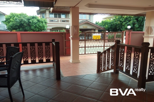 house for rent East Pattaya Royal Park Hill