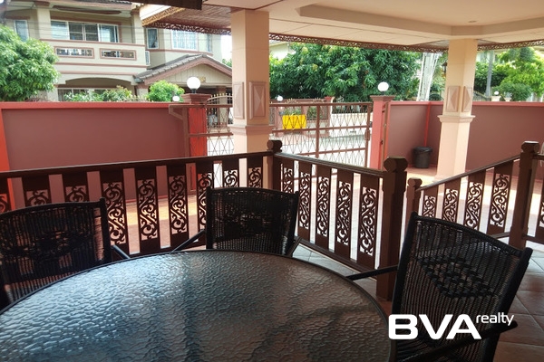 house for rent East Pattaya Royal Park Hill