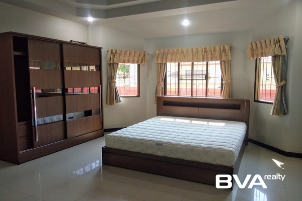 house for rent East Pattaya Royal Park Hill