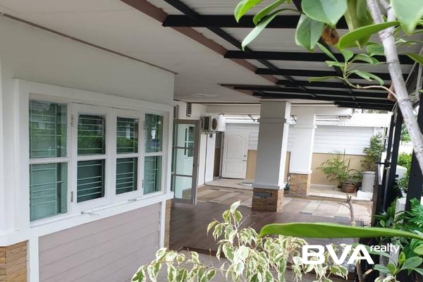 house for rent East Pattaya Ruen Pisa