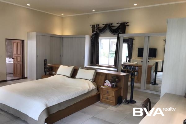 house for sale East Pattaya Santa Maria