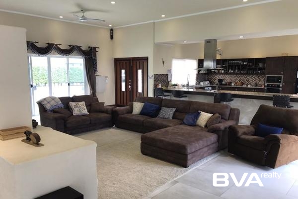 house for sale East Pattaya Santa Maria