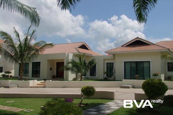 house for sale East Pattaya Santa Maria