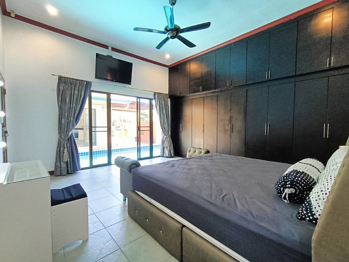 house for sale East Pattaya Siam Place Village