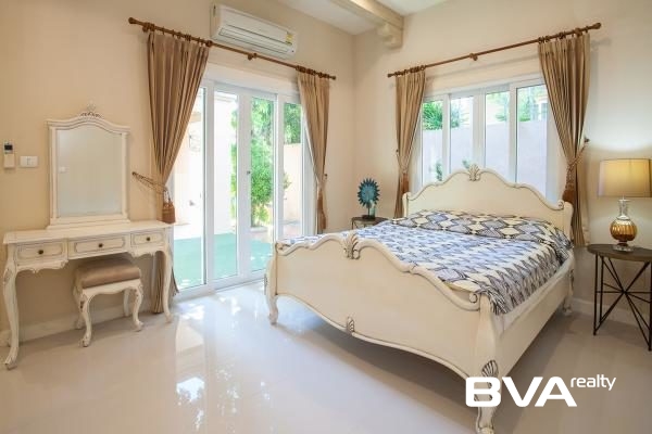 house for sale East Pattaya Silk Road