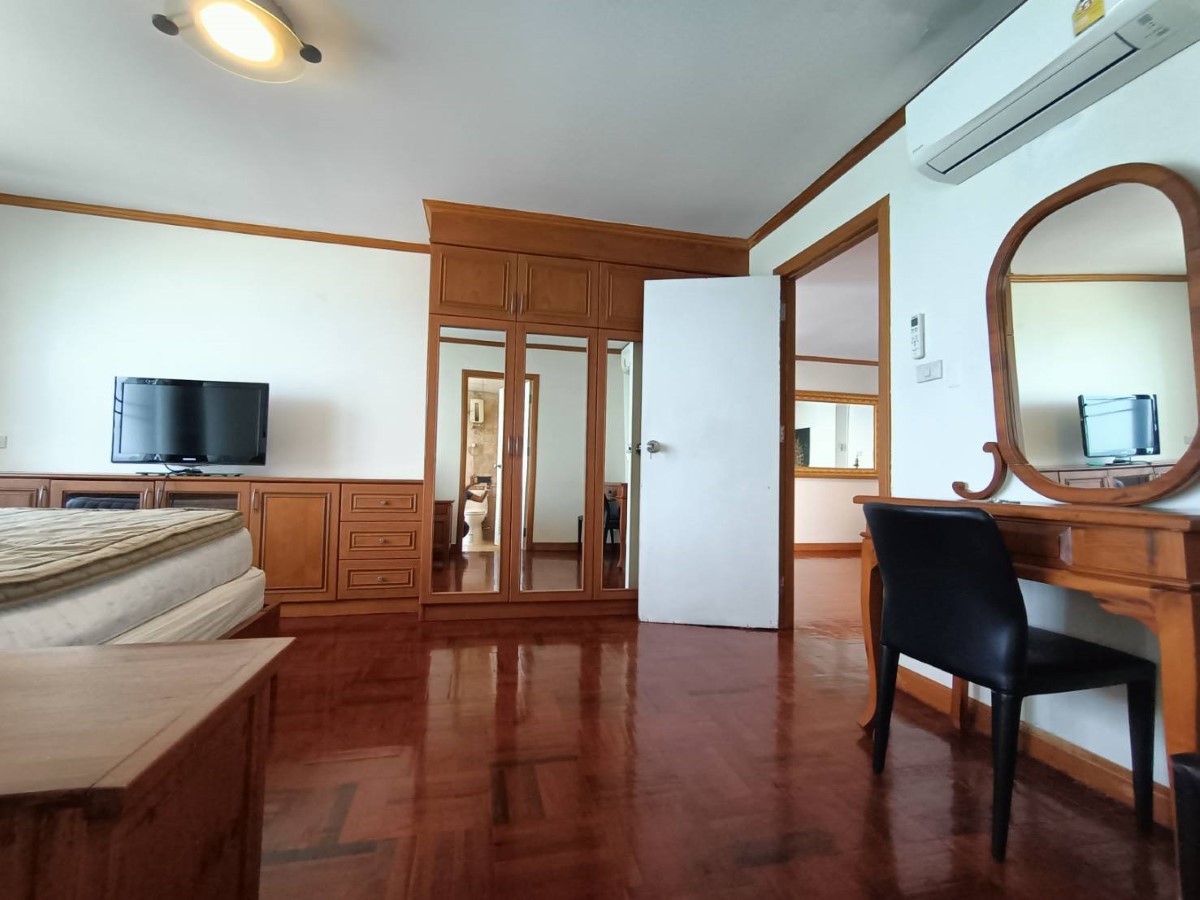 condo for rent Pratumnak Sugar Beach