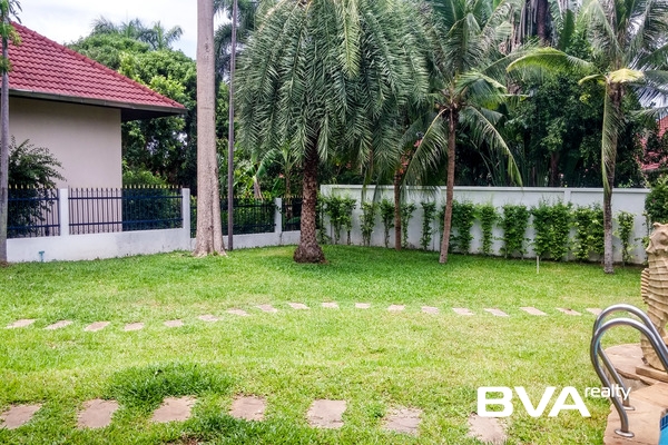 house for sale East Pattaya Swiss Paradise Village