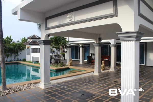 house for sale East Pattaya Temple Court Villas