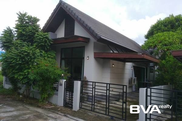 house for rent East Pattaya The Green Park Village